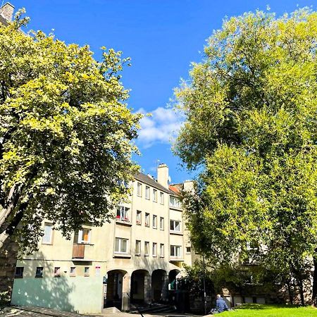 Charming Old Town 2 Bed Apt, 2Mins From Royal Mile Edinburg Exteriör bild